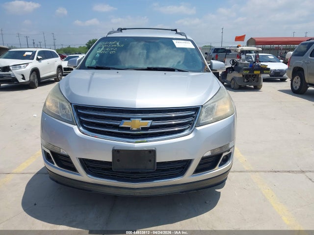 44933812 :رقم المزاد ، 1GNKRGKD6HJ350642 vin ، 2017 Chevrolet Traverse 1lt مزاد بيع
