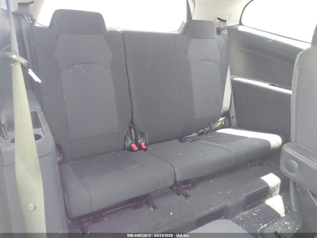 44933812 :رقم المزاد ، 1GNKRGKD6HJ350642 vin ، 2017 Chevrolet Traverse 1lt مزاد بيع