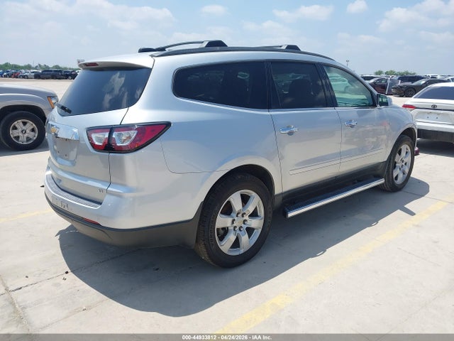 44933812 :رقم المزاد ، 1GNKRGKD6HJ350642 vin ، 2017 Chevrolet Traverse 1lt مزاد بيع