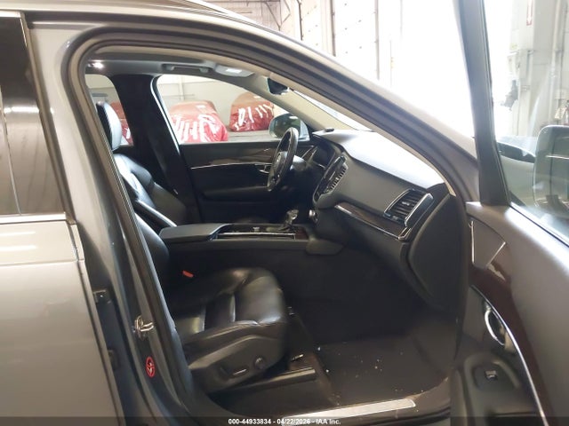 YV4A22PK8H1121315 Volvo Xc90 T6 Momentum