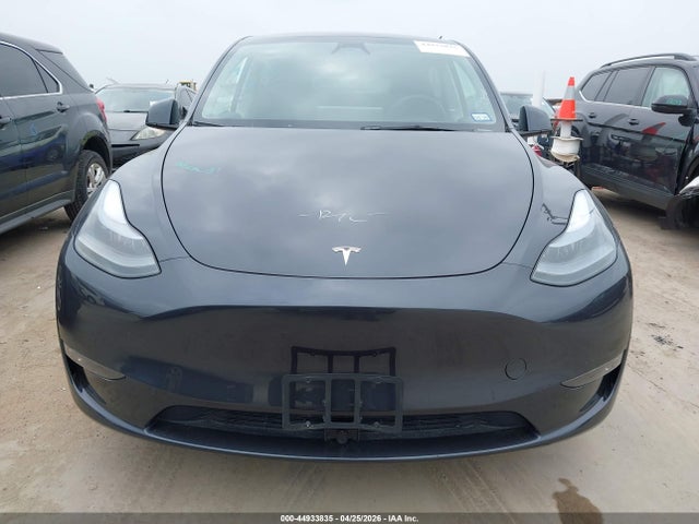 Продажа на аукционе авто 2024 Tesla Model Y Long Range Dual Motor All-wheel Drive, vin: 7SAYGDEE8RA330753, номер лота: 44933835