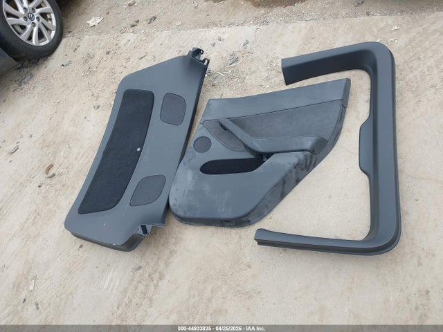 Продажа на аукционе авто 2024 Tesla Model Y Long Range Dual Motor All-wheel Drive, vin: 7SAYGDEE8RA330753, номер лота: 44933835