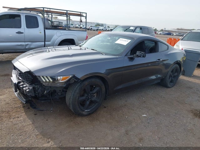 1FA6P8AM4H5275526 Ford Mustang V6