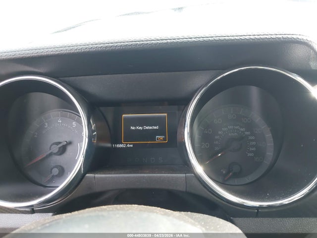 1FA6P8AM4H5275526 Ford Mustang V6