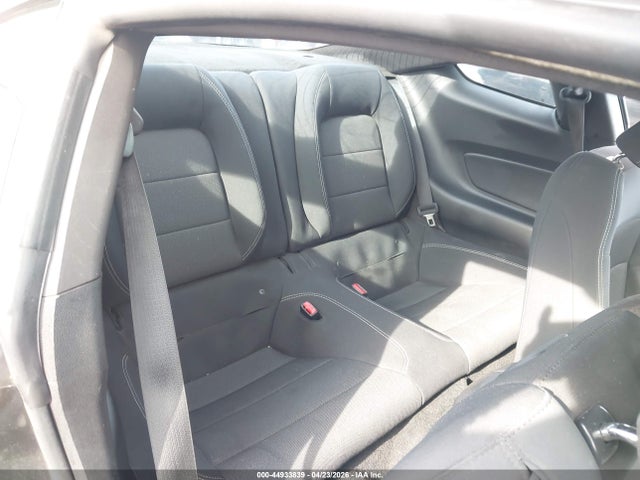 1FA6P8AM4H5275526 Ford Mustang V6