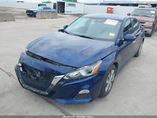 2020 Nissan Altima S Fwd მანქანა იყიდება აუქციონზე, vin: 1N4BL4BV3LC243889, აუქციონის ნომერი: 44933840