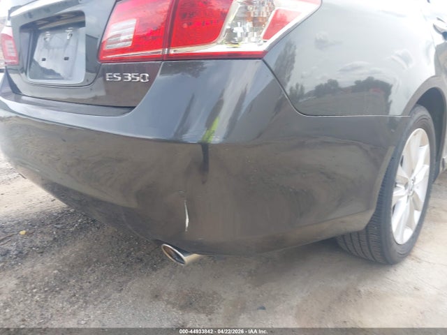 44933842 :رقم المزاد ، JTHBK1EG7B2465461 vin ، 2011 Lexus Es 350 مزاد بيع