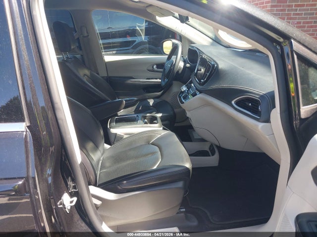 Продаж на аукціоні авто 2023 Chrysler Pacifica Hybrid Touring L, vin: 2C4RC1L79PR518248, номер лоту: 44933854