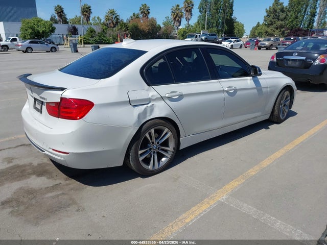 Продажа на аукционе авто 2013 Bmw 328i, vin: WBA3C1C55DF436716, номер лота: 44933855