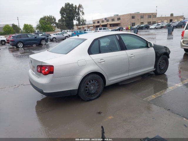 Продаж на аукціоні авто 2010 Volkswagen Jetta S, vin: 3VWJZ7AJ4AM076021, номер лоту: 44933859