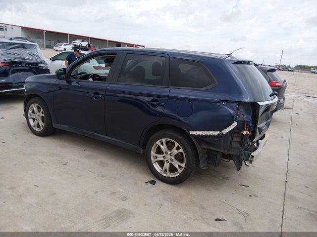 44933867 :رقم المزاد ، JA4AD3A35EZ007185 vin ، 2014 Mitsubishi Outlander Se مزاد بيع