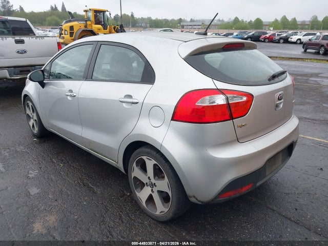 KIA Rio Sx 2014 KNADN5A33E6381983 Image 3