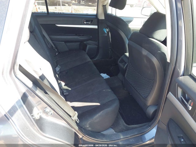 44933886 :رقم المزاد ، 4S4BRBCC9E3274332 vin ، 2014 Subaru Outback 2.5i Premium مزاد بيع