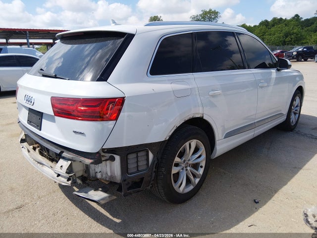 Продаж на аукціоні авто 2017 Audi Q7 2.0t Premium, vin: WA1AHAF70HD038723, номер лоту: 44933887