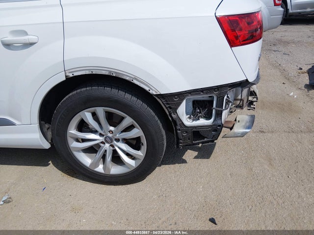 Продаж на аукціоні авто 2017 Audi Q7 2.0t Premium, vin: WA1AHAF70HD038723, номер лоту: 44933887