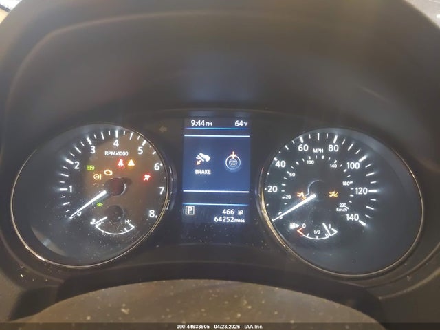 44933905 :رقم المزاد ، JN1BJ1BW5MW667648 vin ، 2021 Nissan Rogue Sport Sv Awd Xtronic Cvt مزاد بيع