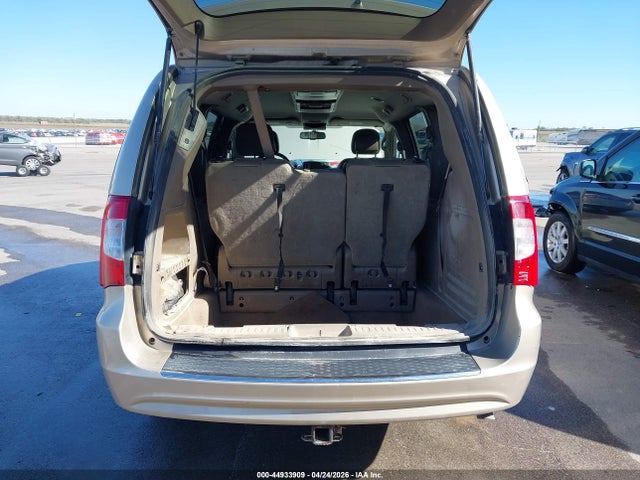 2016 Chrysler Town & Country Touring მანქანა იყიდება აუქციონზე, vin: 2C4RC1BG6GR255170, აუქციონის ნომერი: 44933909
