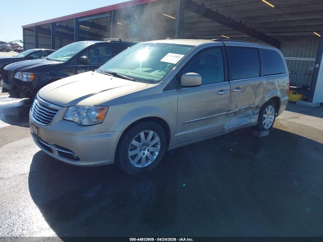 2016 Chrysler Town & Country Touring მანქანა იყიდება აუქციონზე, vin: 2C4RC1BG6GR255170, აუქციონის ნომერი: 44933909