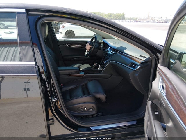 Продажа на аукционе авто 2015 Cadillac Xts Premium, vin: 2G61P5S34F9260231, номер лота: 44933921