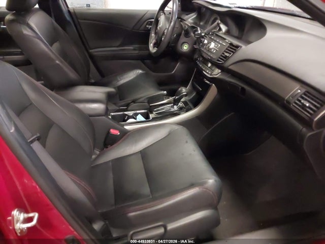 2017 Honda Accord Sport Se მანქანა იყიდება აუქციონზე, vin: 1HGCR2F12HA132103, აუქციონის ნომერი: 44933931
