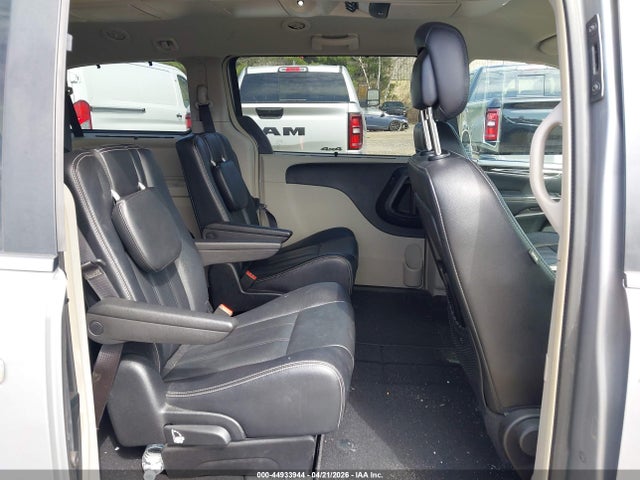 Продажа на аукционе авто 2015 Chrysler Town & Country Touring, vin: 2C4RC1BG8FR656623, номер лота: 44933944