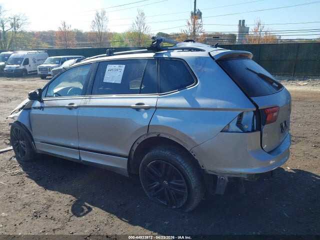 Aukcja sprzedaży 2022 Volkswagen Tiguan 2.0t Se R-line Black, vin: 3VV8B7AXXNM044319, numer aukcji: 44933972