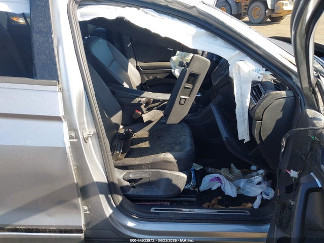 Aukcja sprzedaży 2022 Volkswagen Tiguan 2.0t Se R-line Black, vin: 3VV8B7AXXNM044319, numer aukcji: 44933972