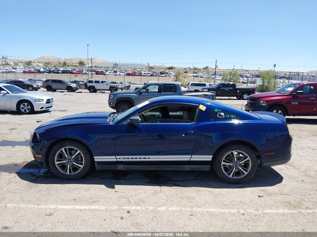 2010 Ford Mustang V6/v6 Premium მანქანა იყიდება აუქციონზე, vin: 1ZVBP8AN8A5134284, აუქციონის ნომერი: 44934009
