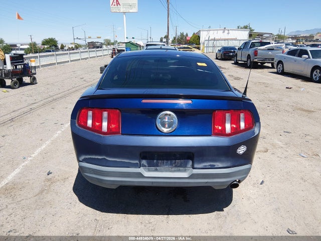 2010 Ford Mustang V6/v6 Premium მანქანა იყიდება აუქციონზე, vin: 1ZVBP8AN8A5134284, აუქციონის ნომერი: 44934009