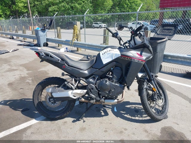 JH2RD1614RK101813 Honda Xl750