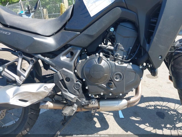 JH2RD1614RK101813 Honda Xl750