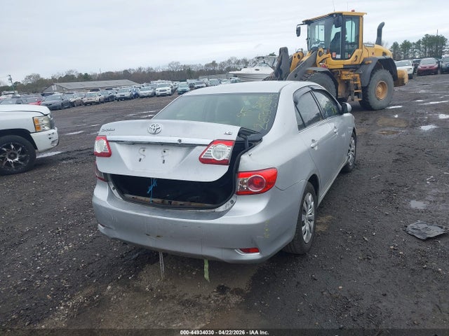 Продажа на аукционе авто 2013 Toyota Corolla Le, vin: 2T1BU4EE2DC033893, номер лота: 44934030