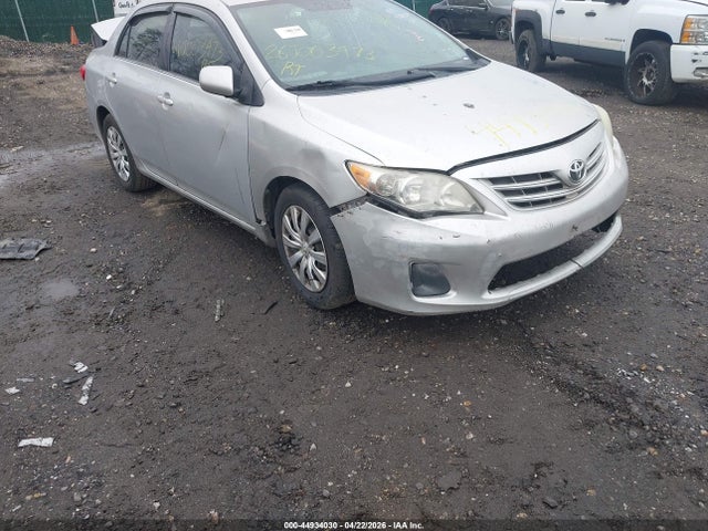 Продажа на аукционе авто 2013 Toyota Corolla Le, vin: 2T1BU4EE2DC033893, номер лота: 44934030