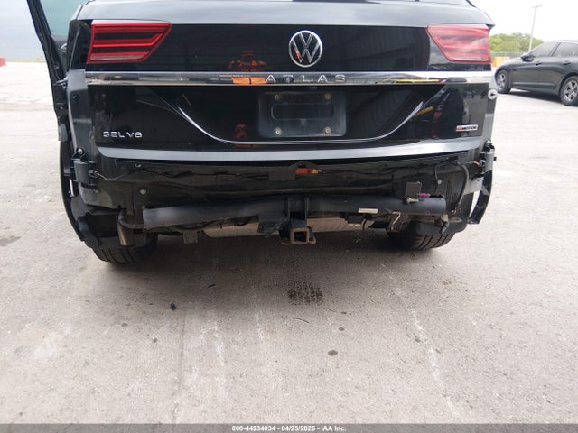 2020 Volkswagen Atlas Cross Sport 3.6l V6 Sel Premium R-line მანქანა იყიდება აუქციონზე, vin: 1V2TE2CA2LC223950, აუქციონის ნომერი: 44934034