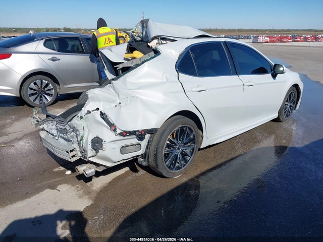 Продажа на аукционе авто 2024 Toyota Camry Se, vin: 4T1T11BK5RU119033, номер лота: 44934036