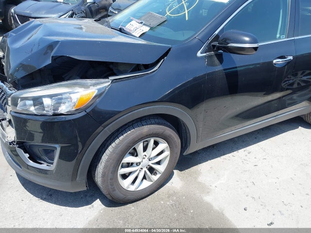 Auction sale of the 2017 Kia Sorento 3.3l Lx, vin: 5XYPG4A54HG202227, lot number: 44934064