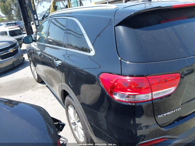 Auction sale of the 2017 Kia Sorento 3.3l Lx, vin: 5XYPG4A54HG202227, lot number: 44934064