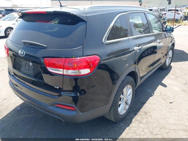 Auction sale of the 2017 Kia Sorento 3.3l Lx, vin: 5XYPG4A54HG202227, lot number: 44934064