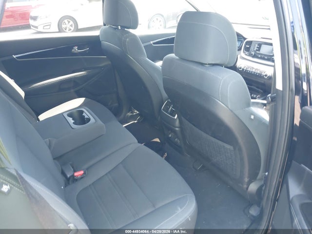 Auction sale of the 2017 Kia Sorento 3.3l Lx, vin: 5XYPG4A54HG202227, lot number: 44934064