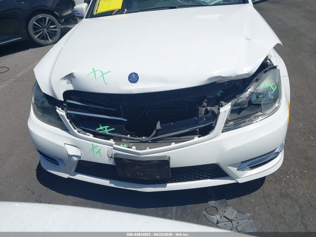 Aukcja sprzedaży 2014 Mercedes-benz C 250 Sport, vin: WDDGF4HB9EA966476, numer aukcji: 44934083
