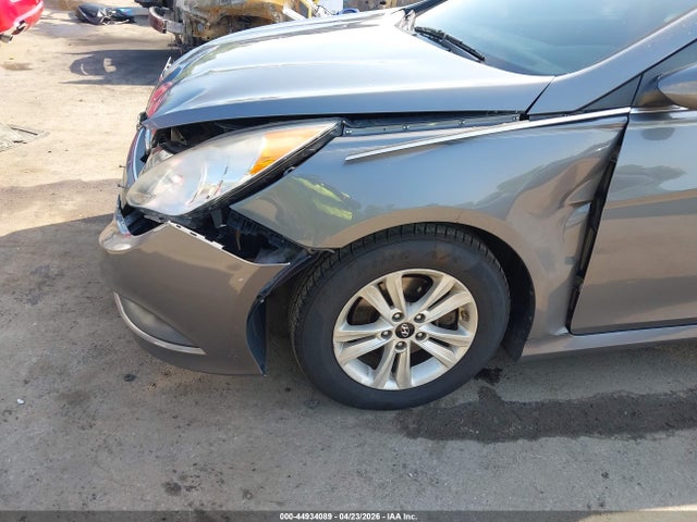 Продаж на аукціоні авто 2014 Hyundai Sonata Gls, vin: 5NPEB4AC9EH900146, номер лоту: 44934089
