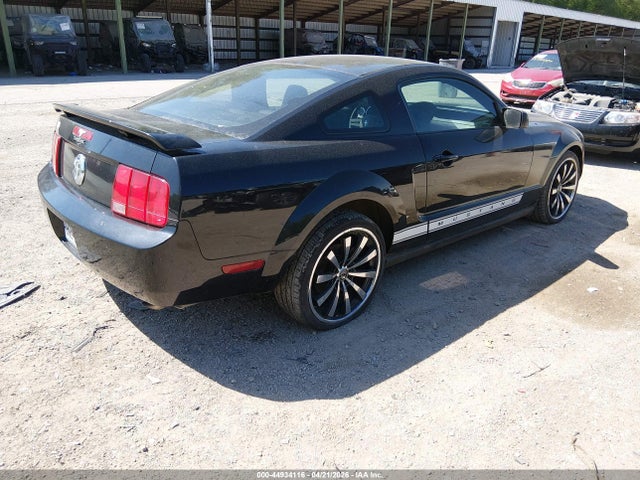 44934116 :رقم المزاد ، 1ZVFT80N465154618 vin ، 2006 Ford Mustang V6 مزاد بيع