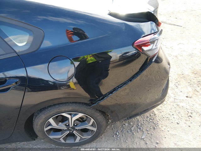 2020 Kia Forte Lxs მანქანა იყიდება აუქციონზე, vin: 3KPF24AD6LE245233, აუქციონის ნომერი: 44934161