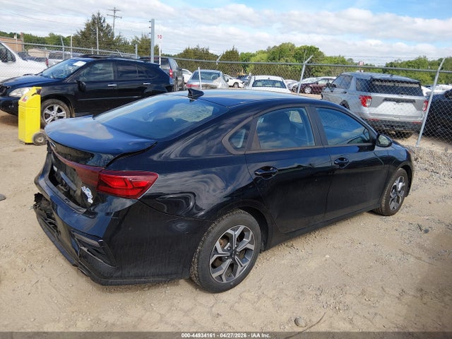 2020 Kia Forte Lxs მანქანა იყიდება აუქციონზე, vin: 3KPF24AD6LE245233, აუქციონის ნომერი: 44934161