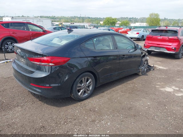 Продаж на аукціоні авто 2018 Hyundai Elantra Value Edition, vin: 5NPD84LF6JH397235, номер лоту: 44934174