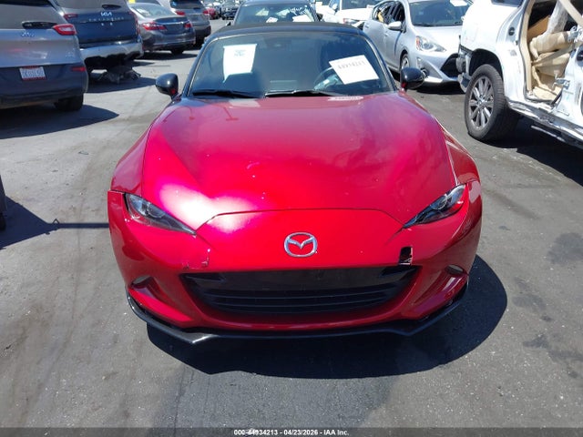 44934213 :رقم المزاد ، JM1NDAC79M0450079 vin ، 2021 Mazda Mx-5 Miata Club مزاد بيع