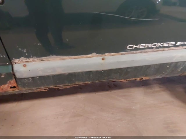 44934241 :رقم المزاد ، 1J4FF48S5YL115574 vin ، 2000 Jeep Cherokee Sport مزاد بيع