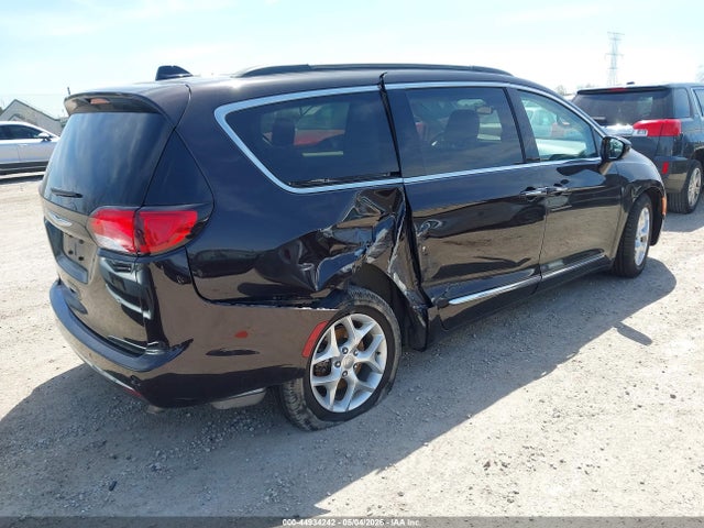 Aukcja sprzedaży 2017 Chrysler Pacifica Touring-l, vin: 2C4RC1BG8HR527817, numer aukcji: 44934242