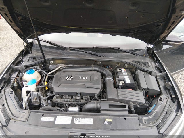 2016 Volkswagen Passat 1.8t Se მანქანა იყიდება აუქციონზე, vin: 1VWBT7A31GC067732, აუქციონის ნომერი: 44934251
