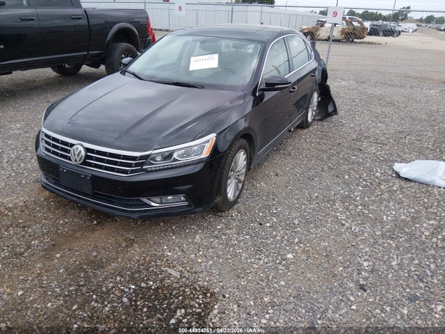 2016 Volkswagen Passat 1.8t Se მანქანა იყიდება აუქციონზე, vin: 1VWBT7A31GC067732, აუქციონის ნომერი: 44934251